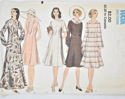 8000 1969 VOG FLARE PRINCESS DRESS SLVS OR NOT PATTERN 18 40''